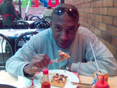 j aime trop manger alor ne vous inkiete pas
